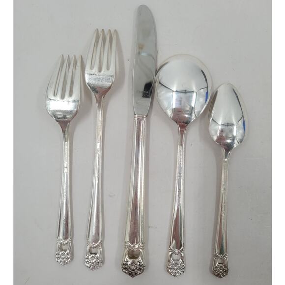 Rogers Brothers‎ Silverplate Eternally Yours Coquette 5 Piece Setting 7-8 - Picture 3 of 12